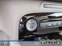 Le Ford Escape 2023 en version de base avec l'ensemble Premium combine l'accessibilité de l'entrée d... (image 8)