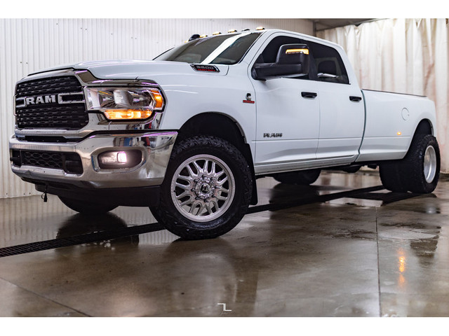 2024 Ram 3500 4x4 Crew Cab Big Horn Dually Diesel Nav BCam in Cars & Trucks in Red Deer - Image 4