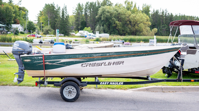 2001 Crestliner Sportsman 14 in Powerboats & Motorboats in Sault Ste. Marie - Image 2
