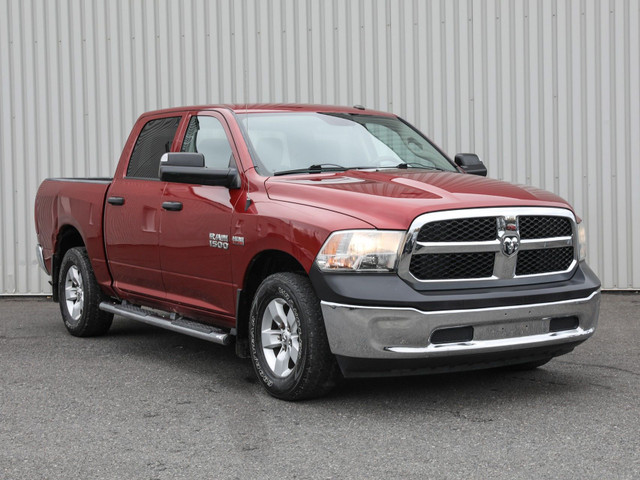 RAM 1500 ST 2015 in Cars & Trucks in Longueuil / South Shore
