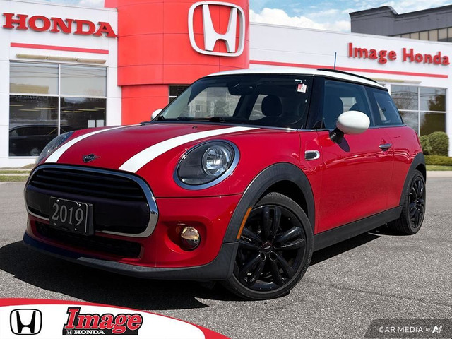 2019 MINI 3 Door Cooper | 6 SPEED MANUAL | PANO ROOF | CLEAN CAR in Cars & Trucks in Hamilton