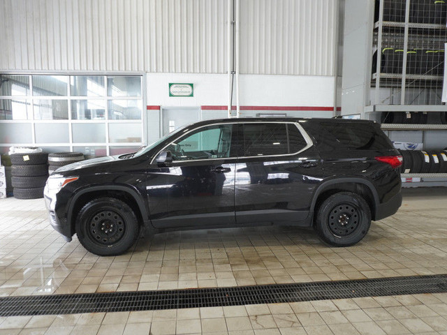 2021 Chevrolet Traverse LS - Android Auto - Apple CarPlay in Cars & Trucks in Ottawa - Image 2
