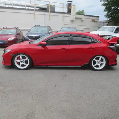 Just arrived,local new car dealer trade,beautiful condition,dealer maintained with records,very fun...