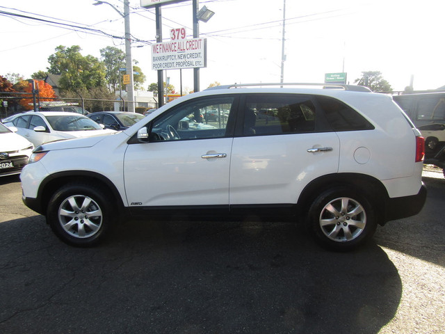 2013 KIA Sorento LX, 4WD, Sunroof, Push To Start, Sensor, Blueto in Cars & Trucks in Mississauga / Peel Region - Image 4
