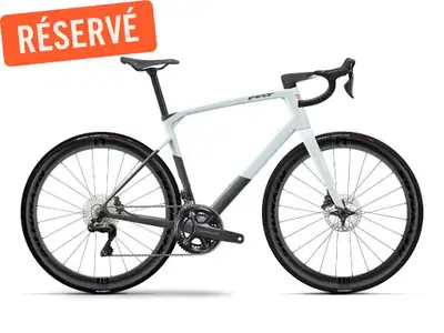 Concessionnaire des véhicules neufs et d'occasion. VÉLO FELT VR | Advanced | Ultegra Di2 Medium 2024...