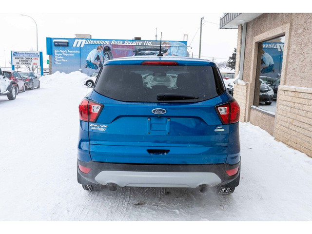  2019 Ford Escape SE, HEATED SEATS, CARPLAY, REMOTE START in Cars & Trucks in Winnipeg - Image 4