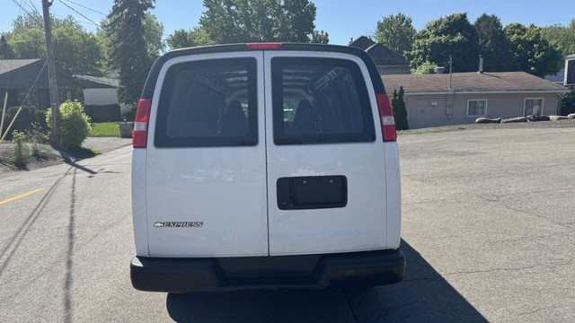 2019 Chevrolet Express Cargo Van ALLONGEE 155 in Cars & Trucks in Laval / North Shore - Image 3