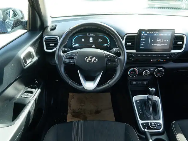 2023 Hyundai Venue Preferred | Lane Keep Assist | Backup Cam in Cars & Trucks in Edmonton - Image 15
