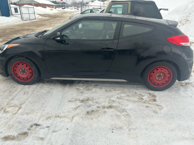 2016 Hyundai Veloster Turbo in Cars & Trucks in Muskoka - Image 4