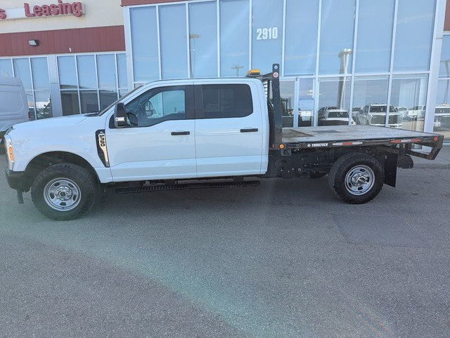 2023 Ford Super Duty F-350 SRW XL, 8FT Deck, Backup Camera, Remo in Cars & Trucks in Saskatoon - Image 2