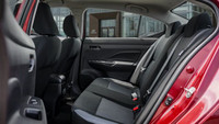 *Heated Seats, Apple CarPlay, Android Auto, Remote Start, Blind Spot Detection! * Step up your urban... (image 9)