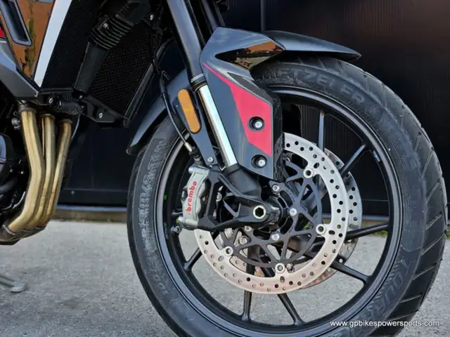 2025 Triumph Tiger 900 GT Pro Carnival Red Sapphire Black in Street, Cruisers & Choppers in Oshawa / Durham Region - Image 12