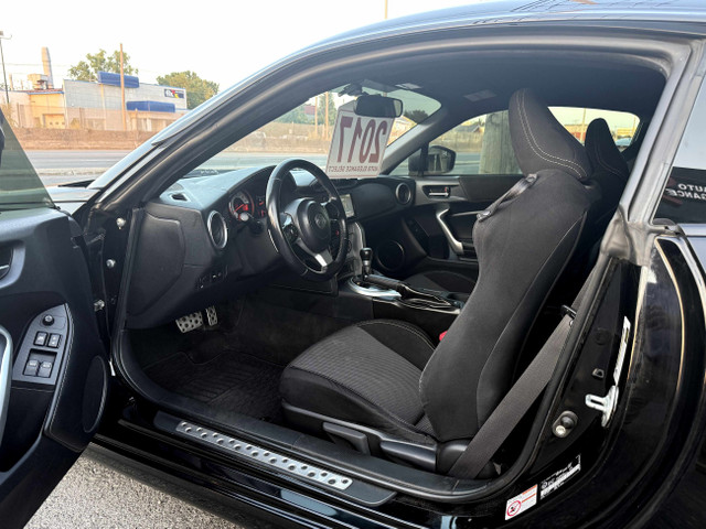 2017 Toyota 86 2DR CPE AUTO CAM in Cars & Trucks in Longueuil / South Shore - Image 2