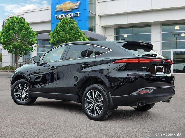 2023 Toyota Venza LE | Accident free | Backup cam in Cars & Trucks in Oshawa / Durham Region - Image 3