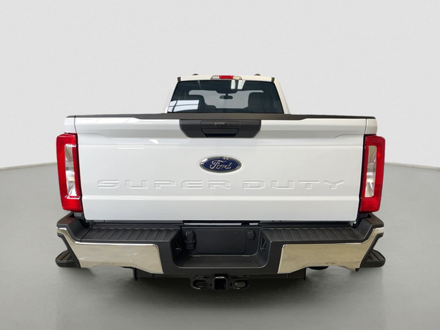 2025 Ford Super Duty F-250 SRW XLT 4WD Reg Cab 8' Box in Cars & Trucks in Moose Jaw - Image 3