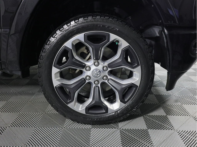 2019 Ram 1500 LIMITED in Cars & Trucks in Calgary - Image 4
