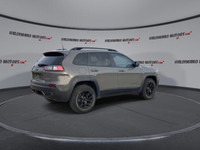 Engine: Gas V-6 3.2L L/100Km City: 12.9 L/100Km Hwy: 9.7 Safety Equipment Side Impact Beams Dual Sta... (image 7)