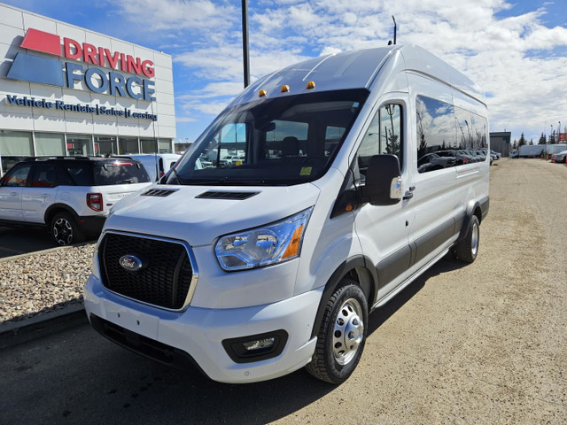  2022 Ford Transit Passenger Wagon XLT in Cars & Trucks in St. Albert