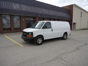 2015 Chevrolet Express SUPER CLEAN *** BACK UP CAMERA *** READY FOR WORK