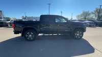 This GMC Canyon is equipped with: Cloth/CoreTec Seat Trim, Remote Vehicle Starter System, Heated Dri... (image 3)