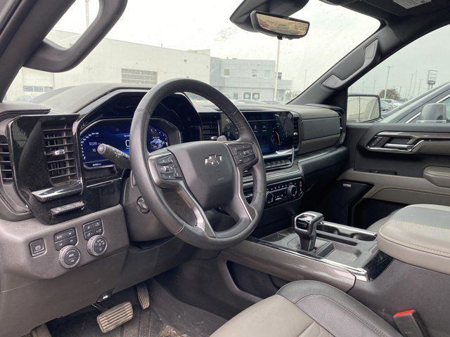2023 Chevrolet Silverado 1500 ZR2 Crew Cab in Cars & Trucks in Edmonton - Image 3