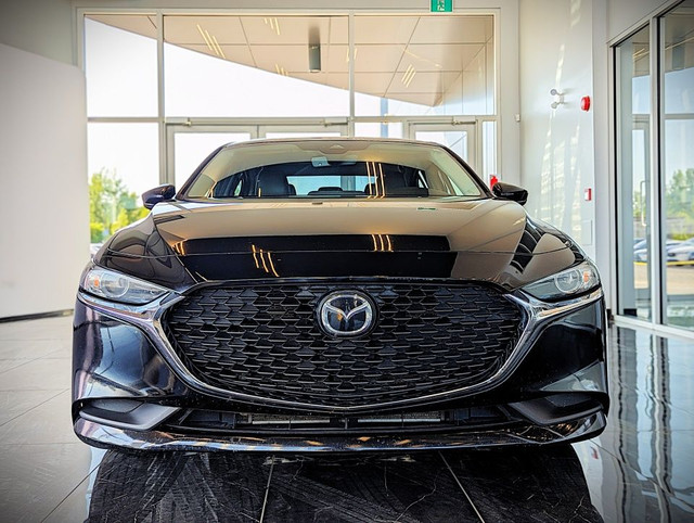 2019 Mazda MAZDA3 GS-LUXURY in Cars & Trucks in City of Montréal - Image 2