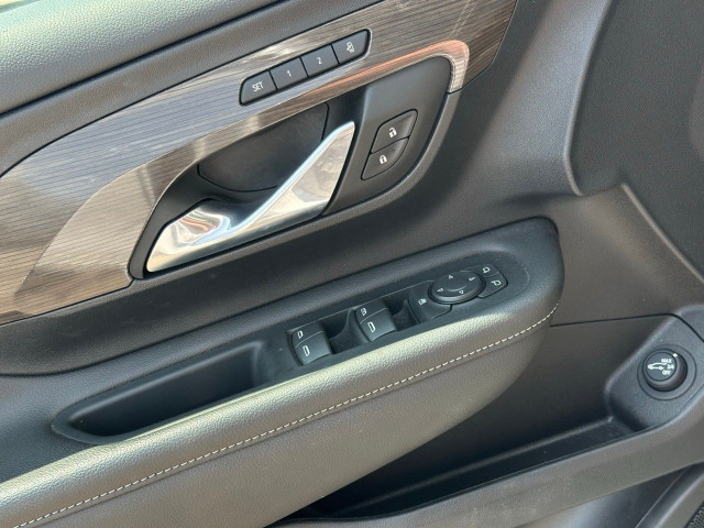 2024 GMC Terrain in Cars & Trucks in City of Toronto - Image 4