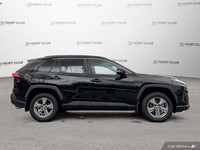 Snag a steal on this 2022 Toyota RAV4 XLE before someone else snatches it. Spacious yet easy-moving,... (image 7)