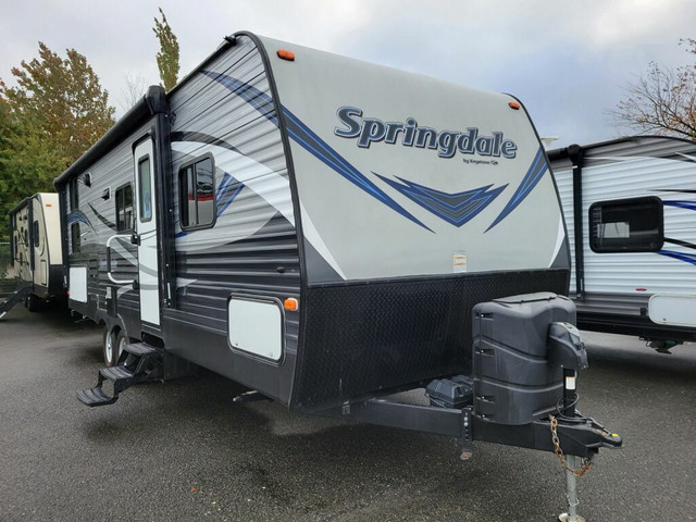 2018 KEYSTONE SPRINGDALE 240BH (FINANCING AVAILABLE) in Travel Trailers & Campers in Strathcona County - Image 2