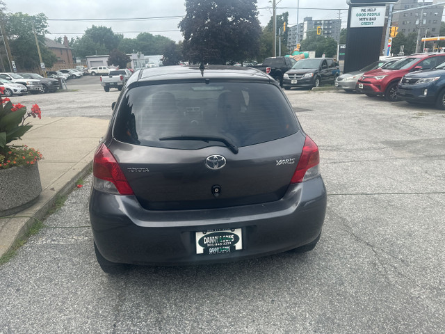 2010 Toyota Yaris 5dr HB Man LE in Cars & Trucks in Mississauga / Peel Region - Image 4