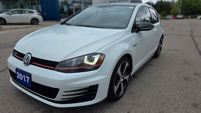 2017 Volkswagen Golf GTI 3-Door NO ACCIDENTS! GTI! MANUAL! in Cars & Trucks in Markham / York Region - Image 2