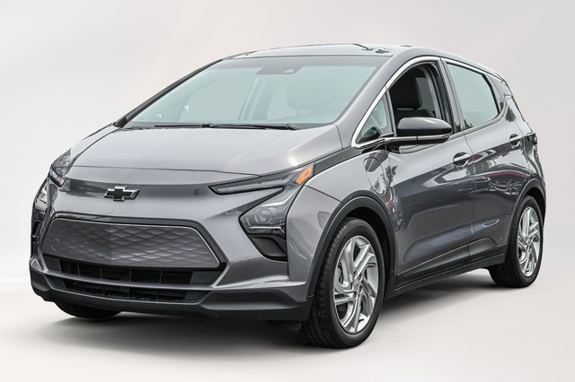 2023 Chevrolet Bolt EV 1LT * Carplay * Sieges Chauffant et Elect in Cars & Trucks in City of Montréal