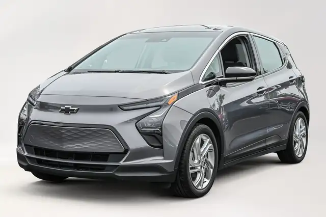 2023 Chevrolet Bolt EV 1LT * Carplay * Sieges Chauffant et Elect in Cars & Trucks in City of Montréal - Image 2