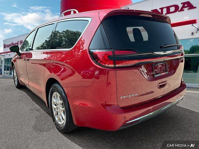 2024 Chrysler Pacifica Touring-L in Cars & Trucks in Brantford - Image 4