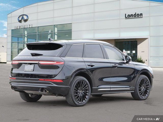 2022 Lincoln Corsair Reserve in Cars & Trucks in London - Image 3