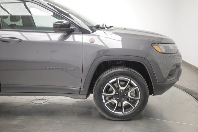 2024 Jeep Compass Trailhawk in Cars & Trucks in Calgary - Image 3