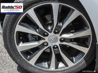 // ACCIDENT FREE!! // // SINGLE OWNER! // Experience the practicality and style of the 2018 Hyundai... (image 6)