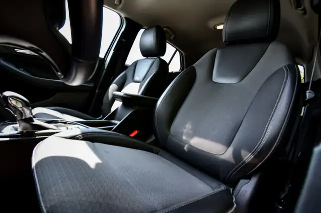 2022 Buick Encore GX Preferred • HEATED SEATS • REAR CAM • CP/AA in Cars & Trucks in Kingston - Image 24