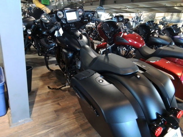 2024 Indian Chieftain Dark Horse w/Powerband Audio Pkg Black in Street, Cruisers & Choppers in City of Halifax - Image 3