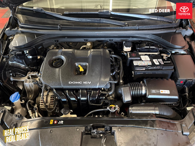 2018 Hyundai Elantra GLS Auto in Cars & Trucks in Red Deer - Image 4