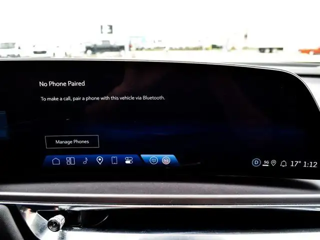 2024 Cadillac LYRIQ Tech Pano Sunroof 33Display Blind Spot Navi in Cars & Trucks in Mississauga / Peel Region - Image 40