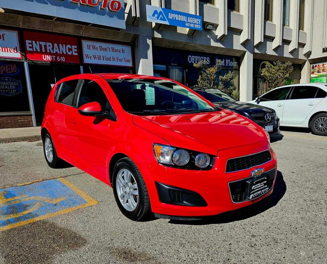 2016 Chevrolet Sonic LT Auto Bluetooth/Backup Camera/Fuel Eco... in Cars & Trucks in City of Toronto - Image 4