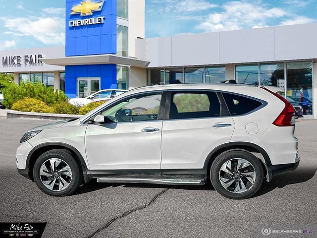 2016 Honda CR-V Touring in Cars & Trucks in Ottawa - Image 3