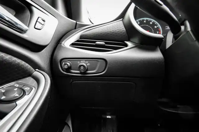 2023 Chevrolet Malibu LT • HEATED SEATS • SIRIUSXM • CP/AA in Cars & Trucks in Cornwall - Image 12