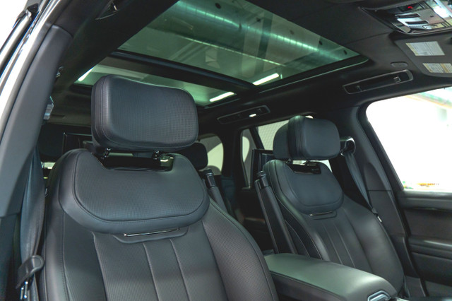 2024 Land Rover Range Rover P615 SV SWB *SV Intrepid PACK, BIEN  in Cars & Trucks in Laval / North Shore - Image 3