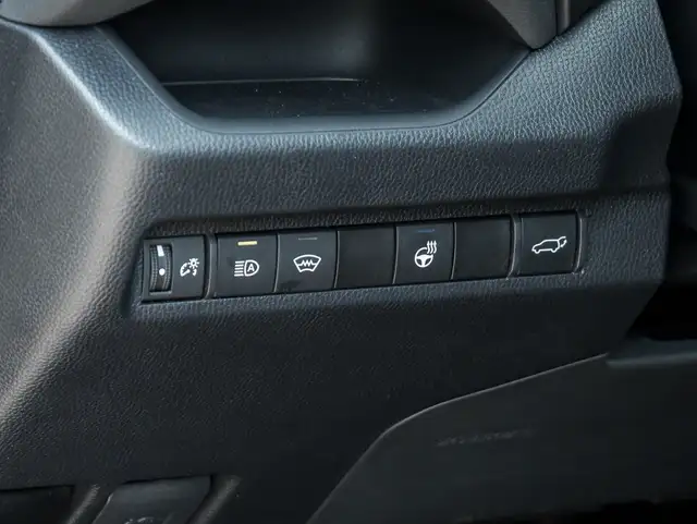 2024 Toyota RAV4 XLE XLE Premium, Dealer Maintained, Clean Ca... in Cars & Trucks in Markham / York Region - Image 14