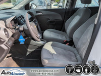 Engine: Moteur à 4 cylindres 1.8L/110CI L/100Km City: 8.3 L/100Km Hwy: 5.5 Safety Equipment Système... (image 7)