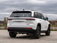 The 2025 Jeep Grand Cherokee Limited is a premium sport utility vehicle designed to deliver exceptio... (image 8)