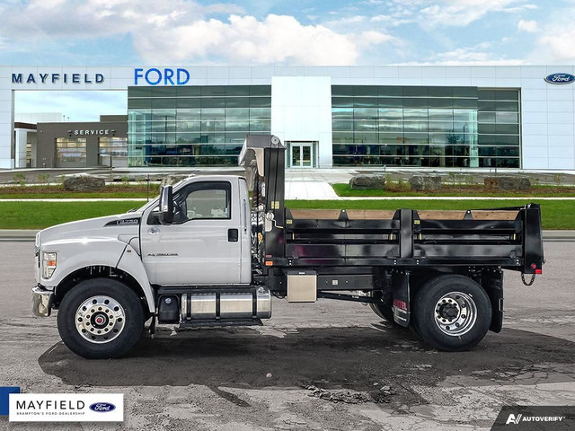 2024 Ford Super Duty F-750 Straight Frame in Cars & Trucks in Mississauga / Peel Region - Image 3