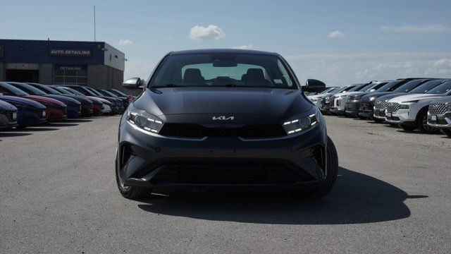 2023 Kia Forte EX | Wireless Charging | Blind Spot Monitor in Cars & Trucks in Guelph - Image 2